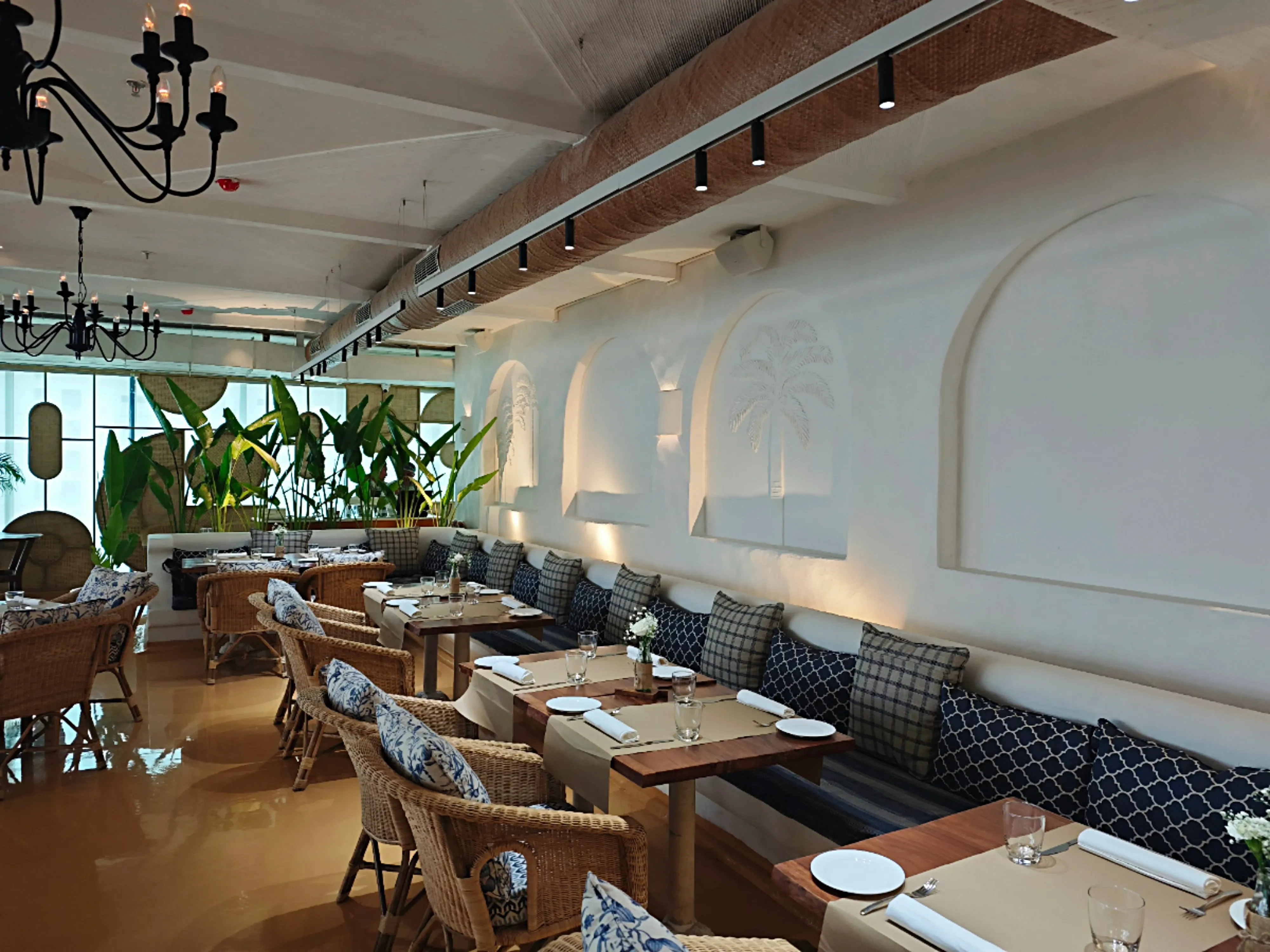 Restaurant Audio